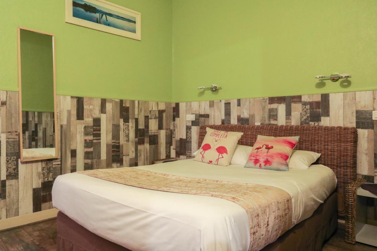 Hotel Gloria เกรอน็อบล์ ภายนอก รูปภาพ